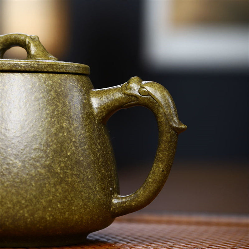 Halbhandgefertigte Teekanne aus Yixing-Ton, gelbgrün/violett, 240 ml