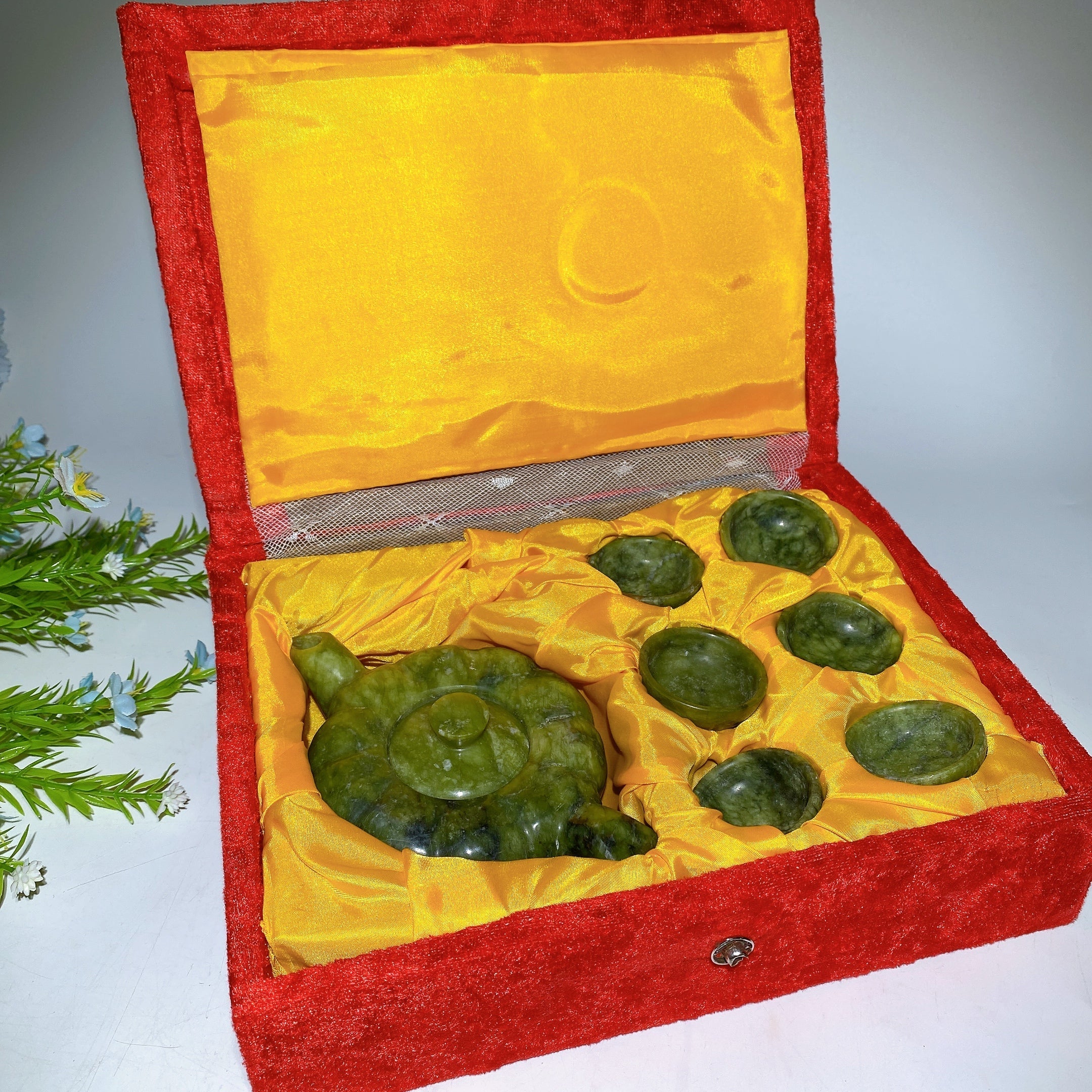 Teegeschirr-Set aus Serpentinkristall mit Geschenkbox zur Heilung