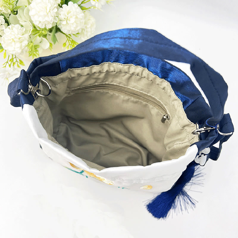 Seidenbestickte Tragetasche mit verstellbarem Riemen, 20 x 20 x 7 cm