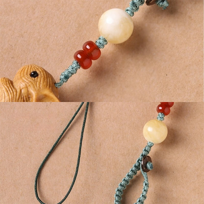 Schlüsselanhänger mit kleinem Blatt aus rotem Sandelholz, Glückskaninchen, Schutzanhänger