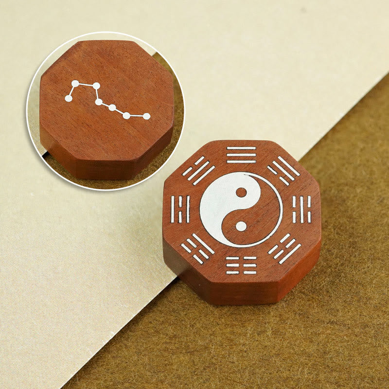 Kleines Blatt-Yin-Yang-Schutzarmband aus rotem Sandelholz