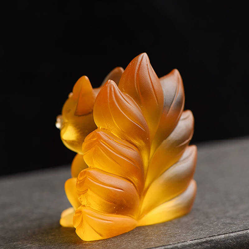 Kleine Liuli-Figur eines neunschwänzigen Fuchses für Erfolg und Stärke