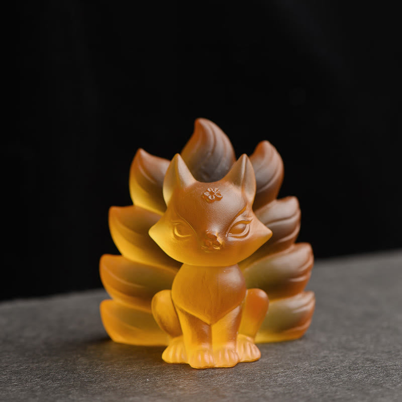 Kleine Liuli-Figur eines neunschwänzigen Fuchses für Erfolg und Stärke