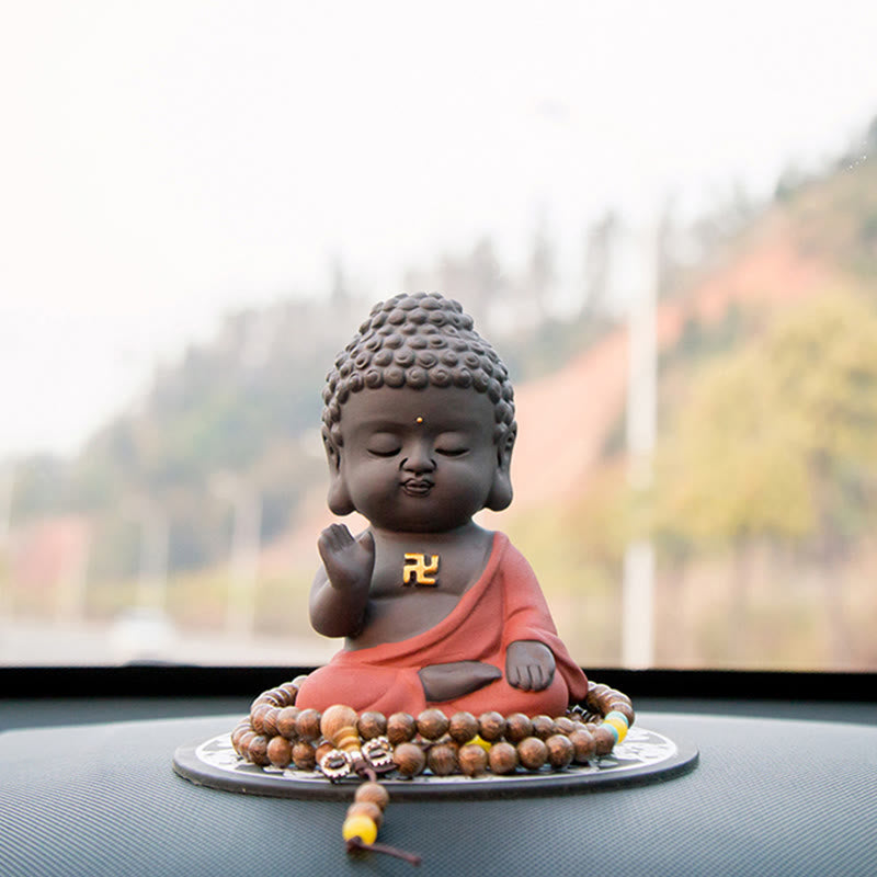 Kleine Buddha-Statue aus violettem Ton für Gelassenheit zu Hause