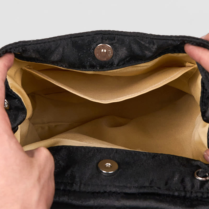Geräumiger Rucksack mit schwarzer Pfingstrose-Stickerei für Meditationszubehör