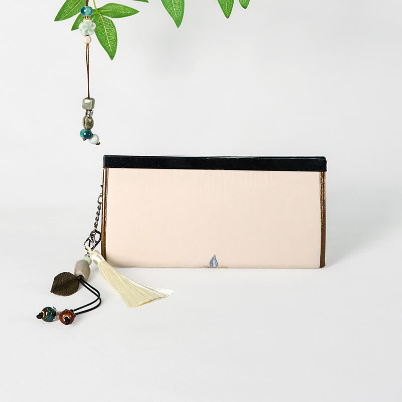 Geldbörse mit großer Kapazität und Stickerei „Magnolia“