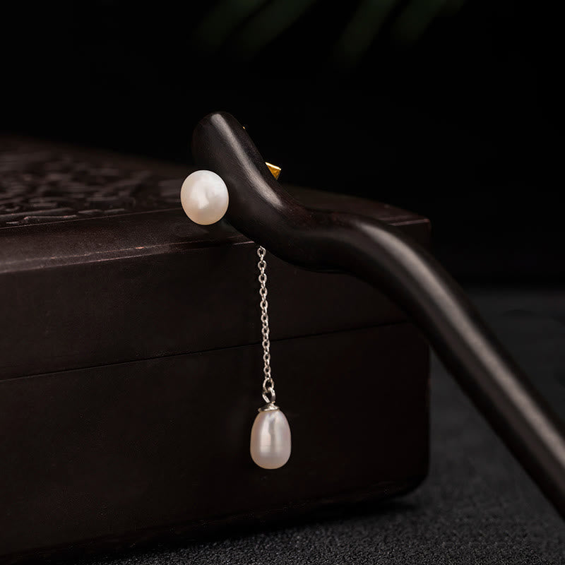 Haarnadel aus Sterlingsilber mit Lotusblüte und Quaste aus Ebenholzperlen