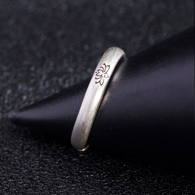 Sterling Silber Lotus Ring für Erleuchtung und Ausgeglichenheit