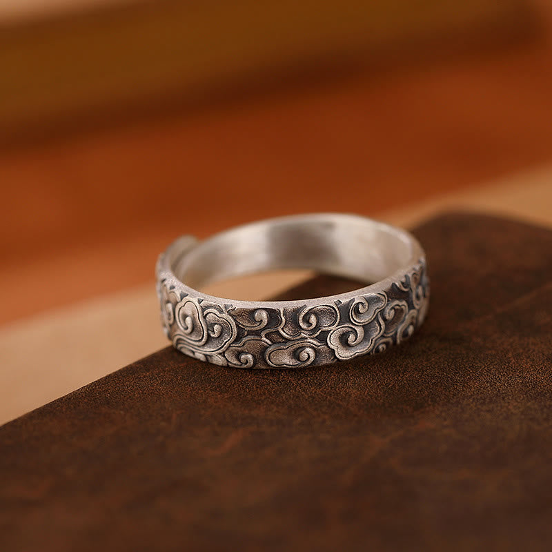 Lotusring aus Sterlingsilber mit erleuchtendem Lotusblüten-Design