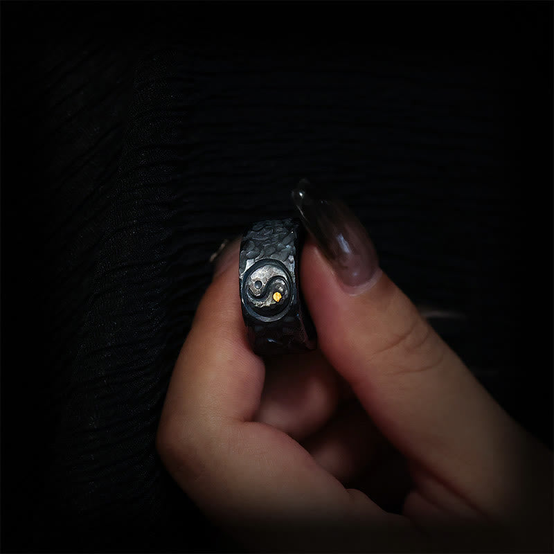 Yin-Yang-Balance-Ring aus Sterlingsilber