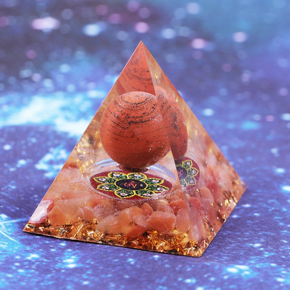 Kraft und Mut Achat Pyramide