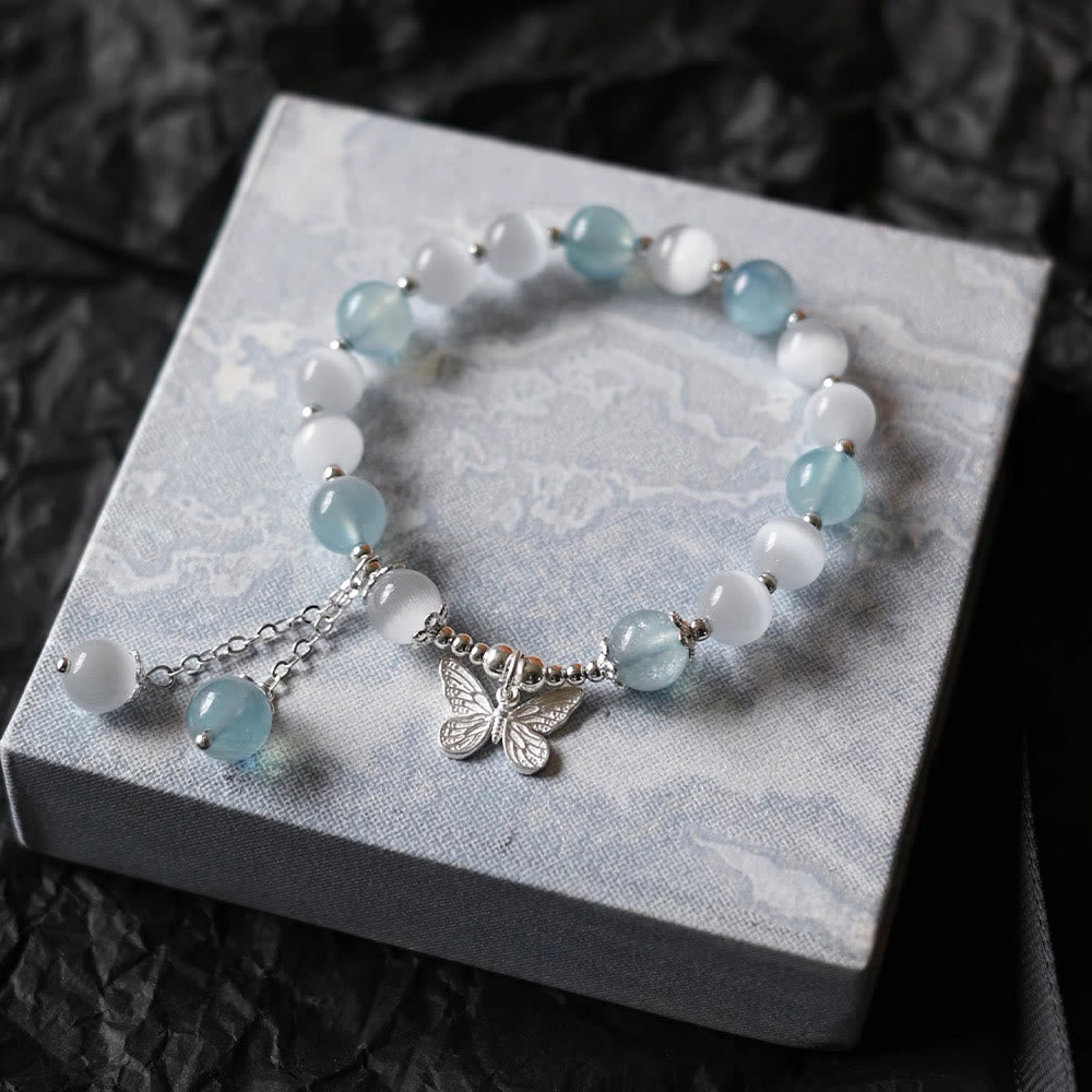 Unterstützen Sie das Aquamarin-Schmetterlings-Chakra-Armband mit heilenden Klängen