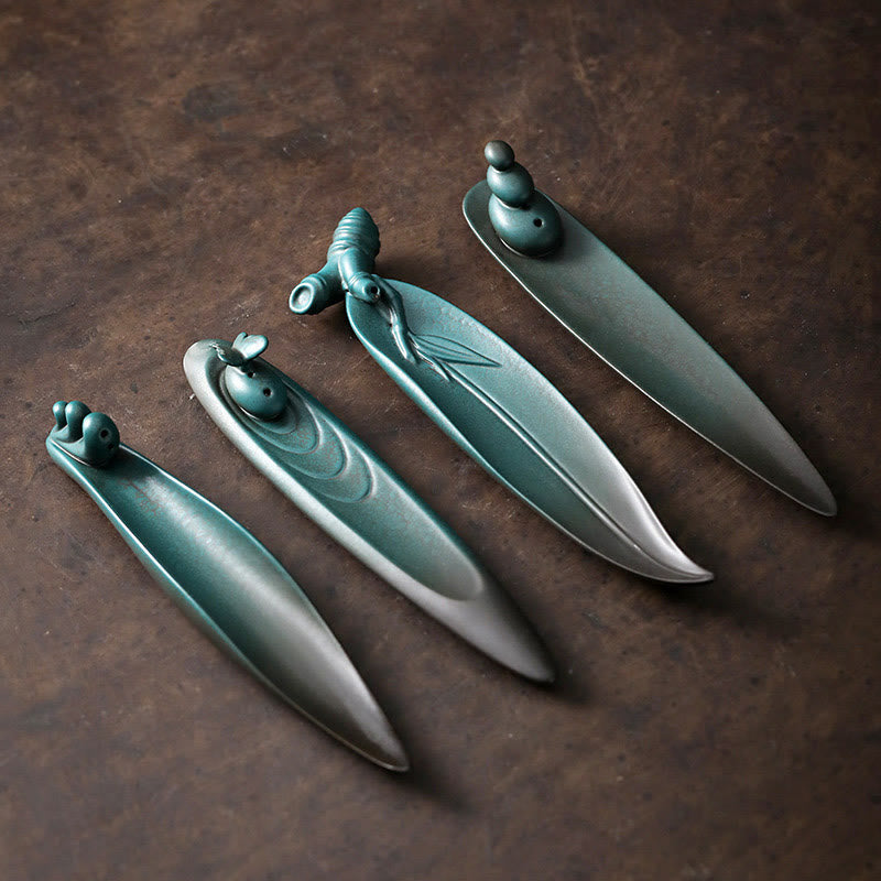 Räuchergefäß aus Keramik mit drei Steinen für Meditationsbedarf