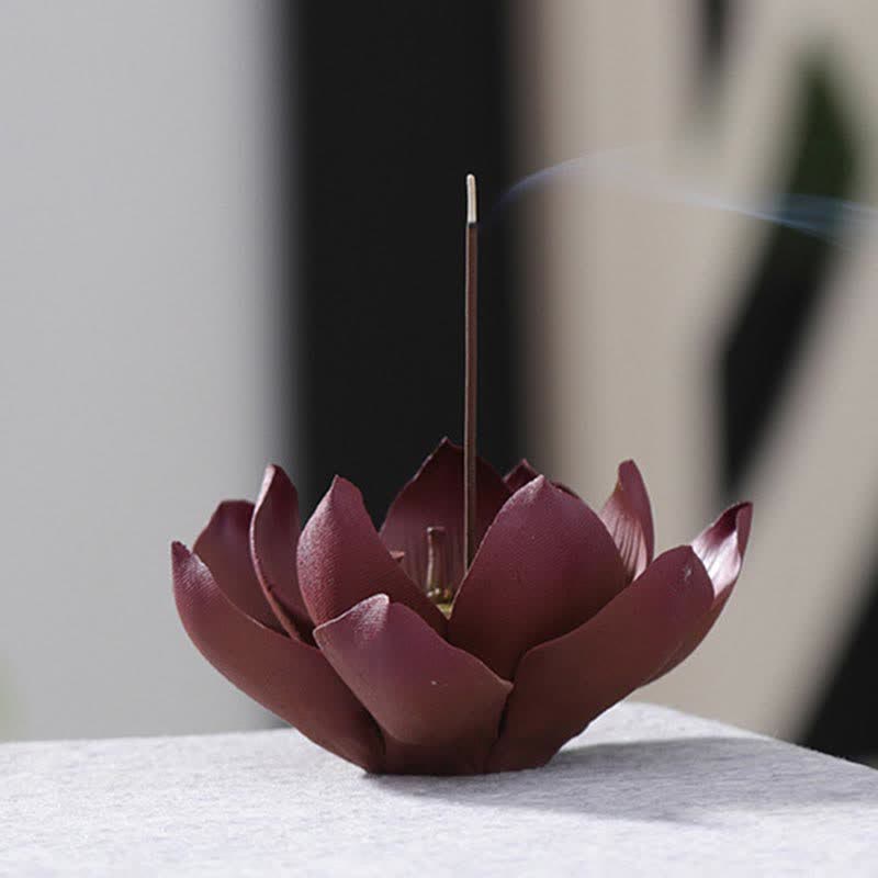 Tibetischer Lotus-Räucherbrenner aus violettem Ton für Frieden und Ruhe