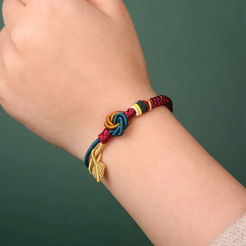 Tibetisches Mandala-Knoten-Glücksblatt-Armband mit roter Schnur