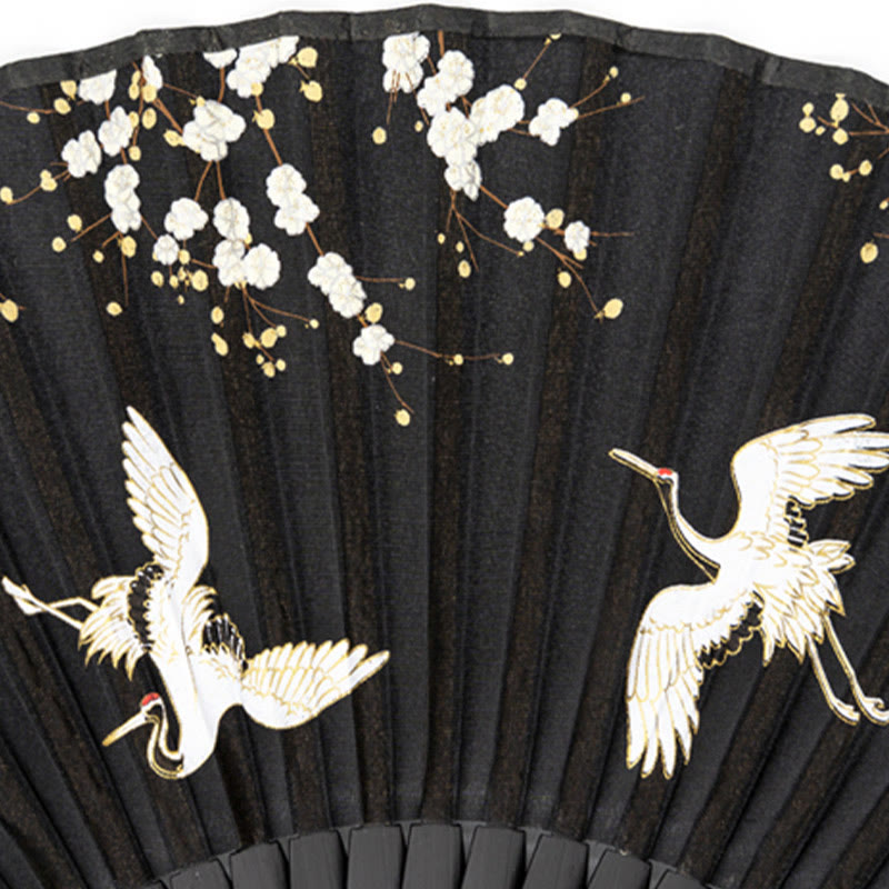 Traditioneller Seidenfächer mit schwarzem Pflaumenblüten-Kranichmotiv, 18 cm