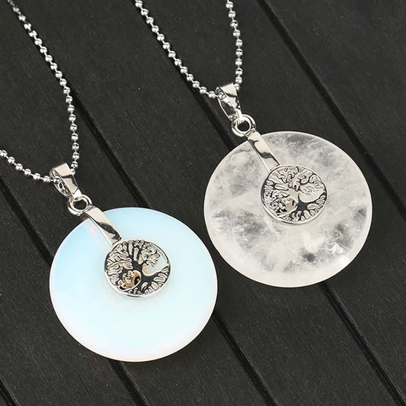 Halskette mit Lebensbaum und Rosenquarz und Kristallen für Güte