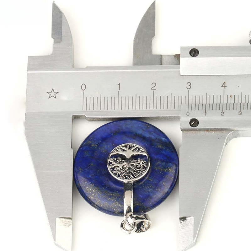 Halskette mit Lebensbaum und Rosenquarz und Kristallen für Güte