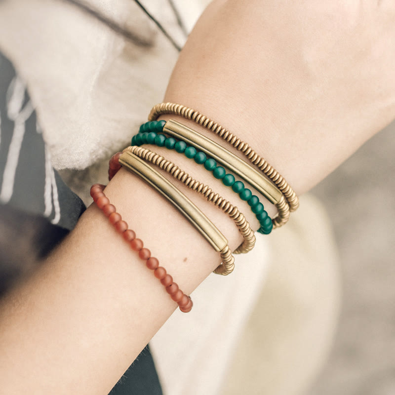 Dreifach gewickeltes Kupferarmband mit Achatstein-Schutz