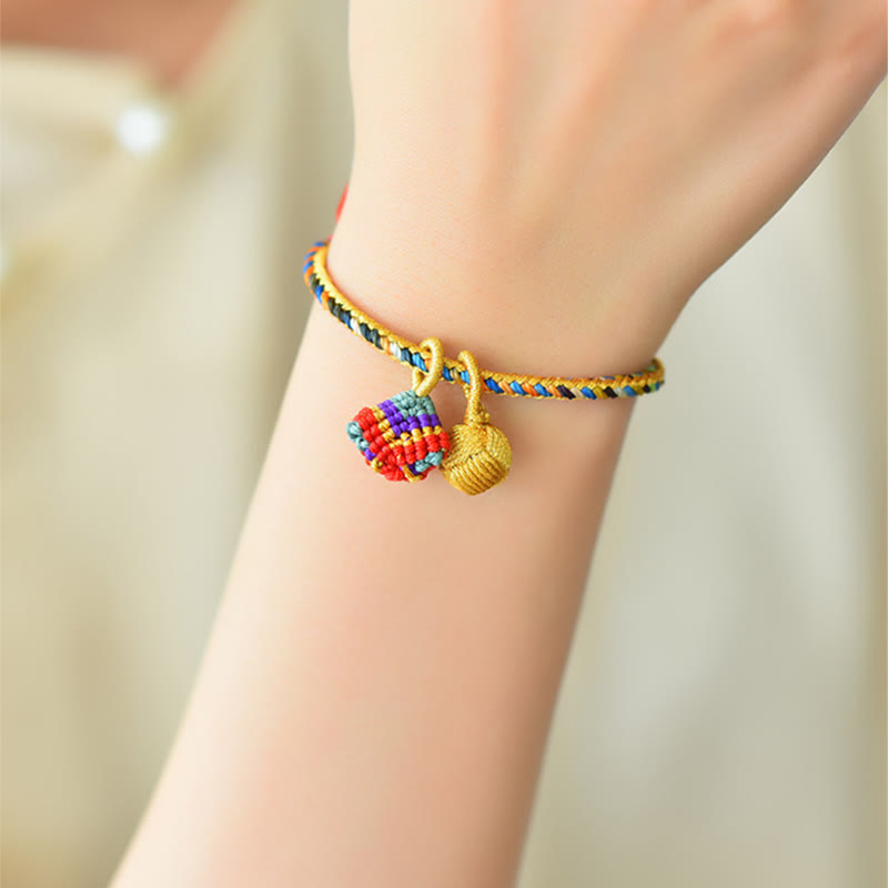 Unisex Buntes rotes Charm-Armband für Glück und Schutz