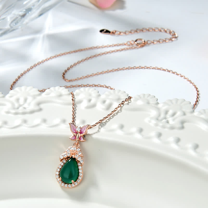 Unisex Grüne Chalcedon Schmetterling Courage Halskette in Silber oder Roségold