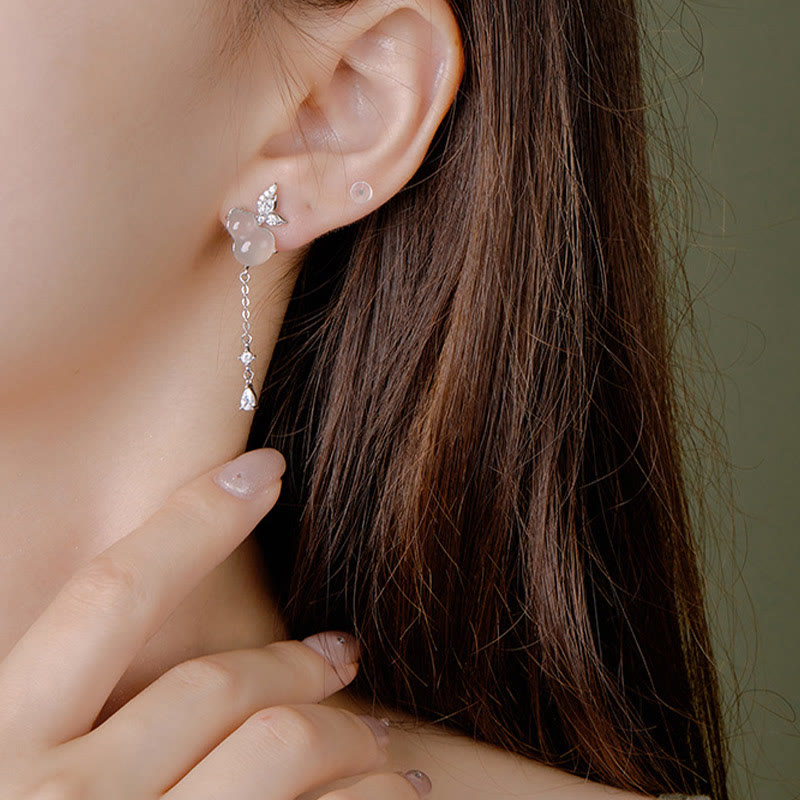 Unisex-Glücksohrringe aus Sterlingsilber mit Hetian-Jade und Chalcedon