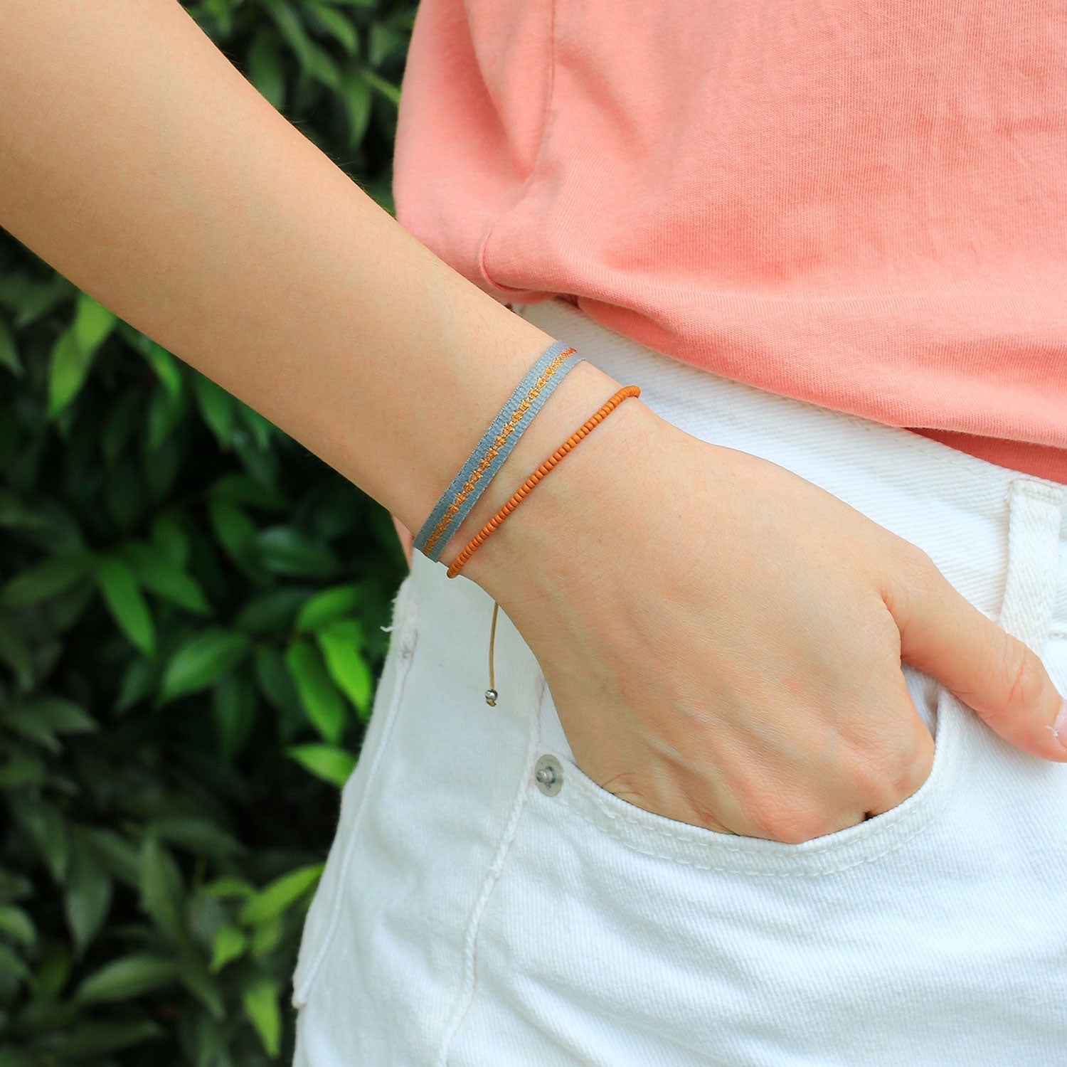 Leuchtendes Neon-Ombre-Armband aus Miyuki-Rocailles-Perlen