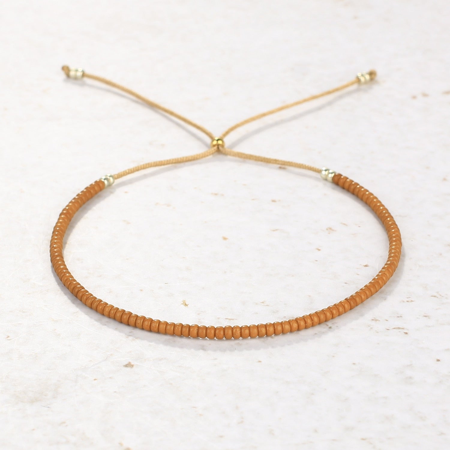 Leuchtendes Neon-Ombre-Armband aus Miyuki-Rocailles-Perlen