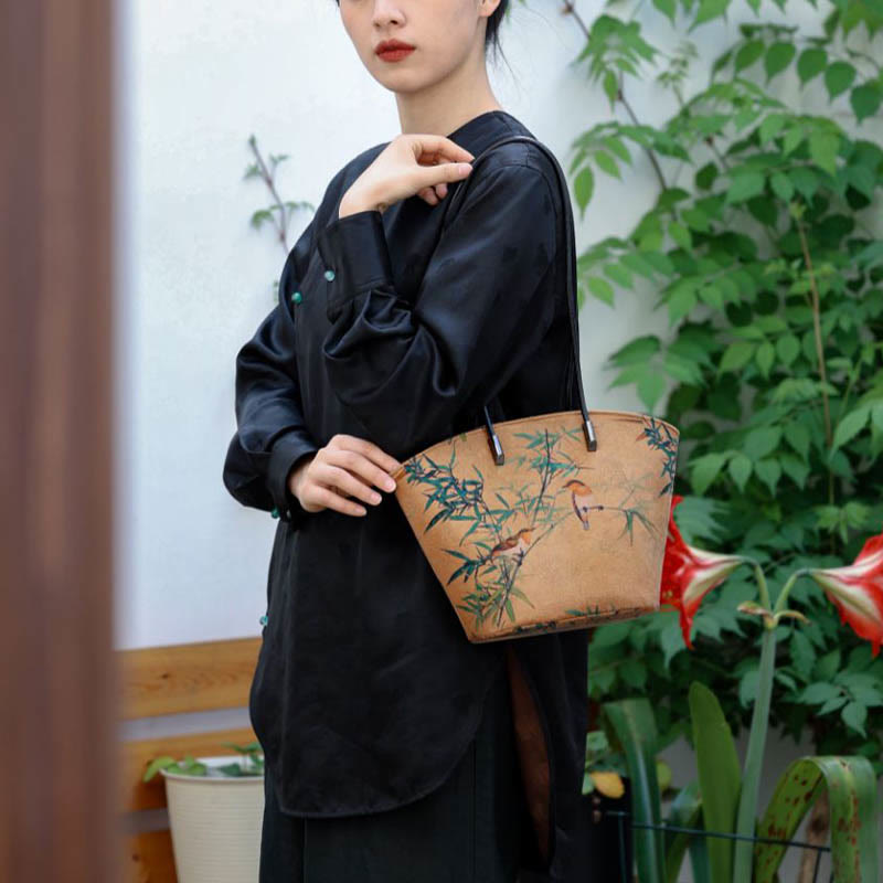 Vintage Bamboo Magpie Schultertasche mit großem Fassungsvermögen und Pfingstrosen-Schmetterling
