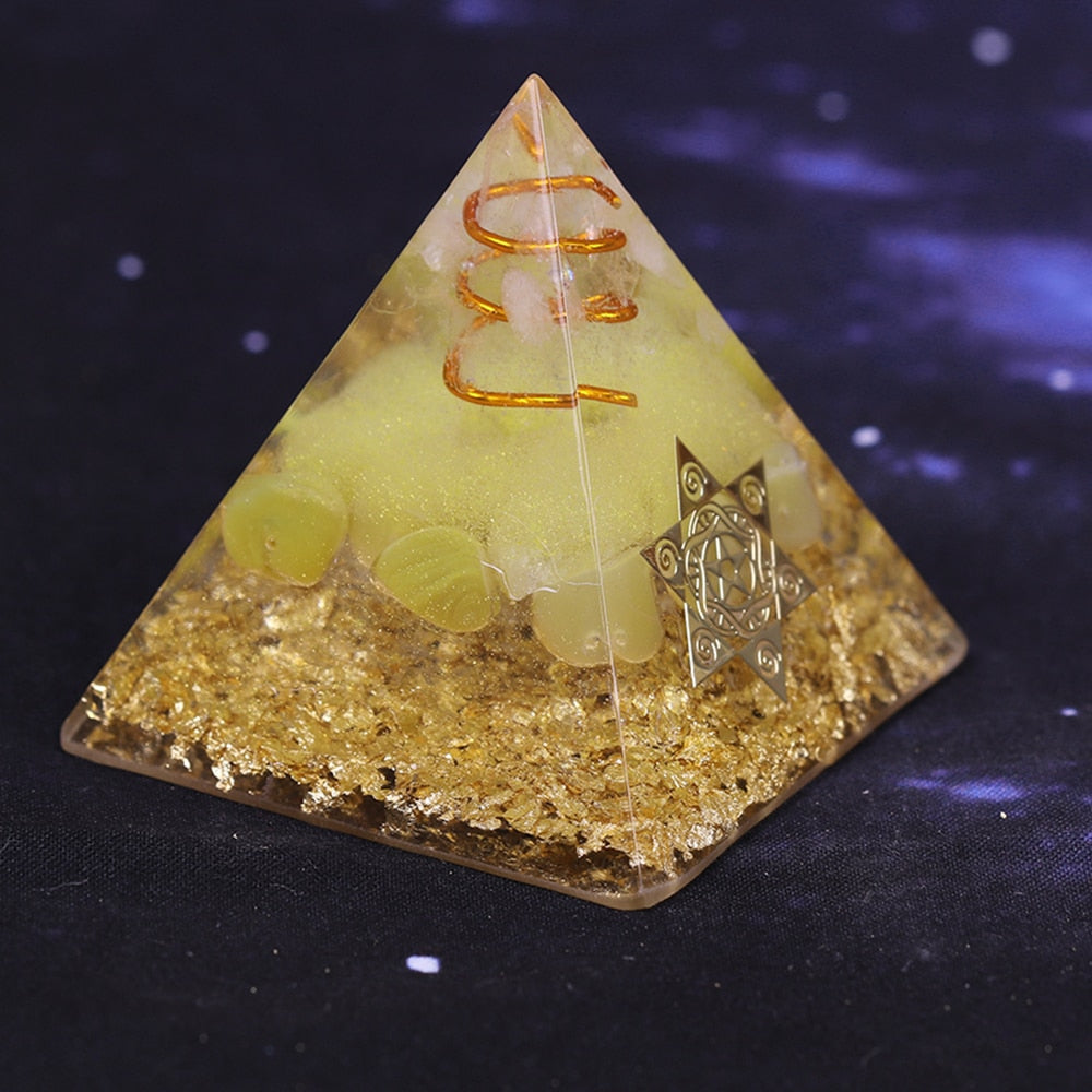 Orgonitpyramide für Reichtum und Wohlstand für Harmonie