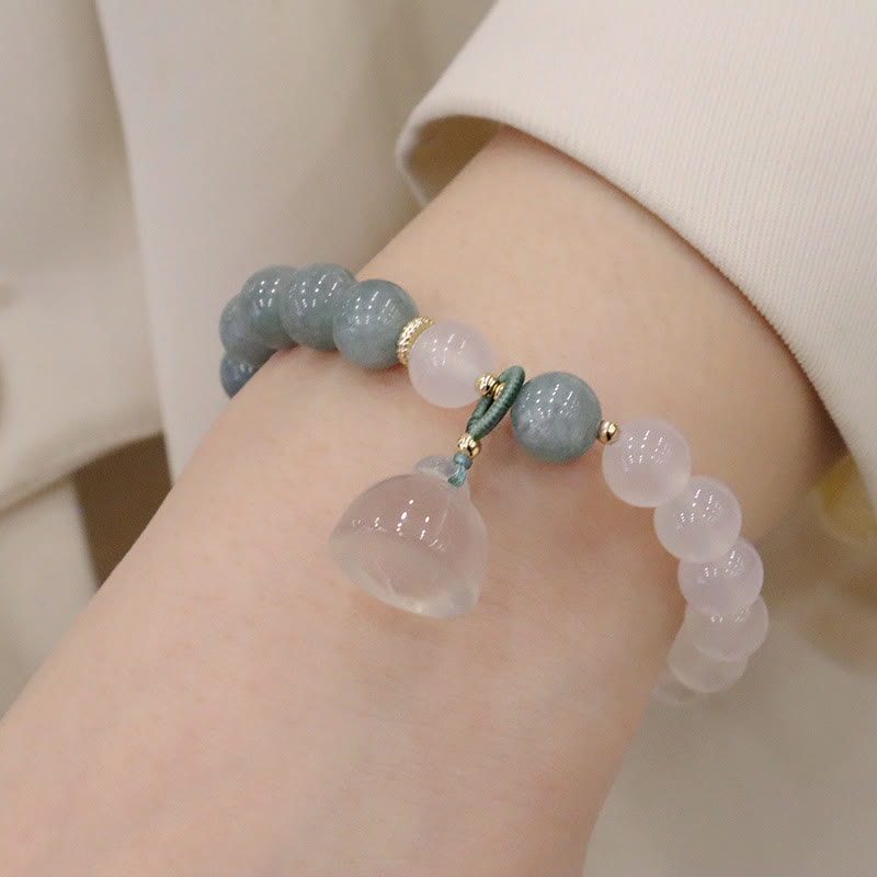 Schutzarmband aus weißem Achat und Jade, 8 mm, mit Lotus-Peace-Schnalle