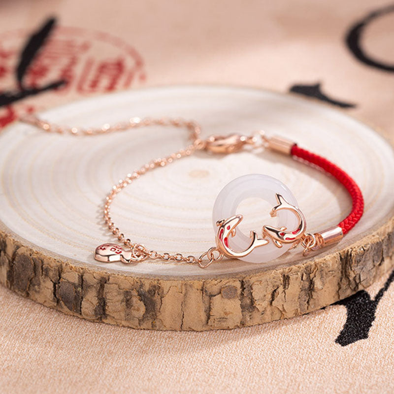 Glücksarmband mit doppelter Koi-Fisch-Friedensschnalle aus weißer Jade