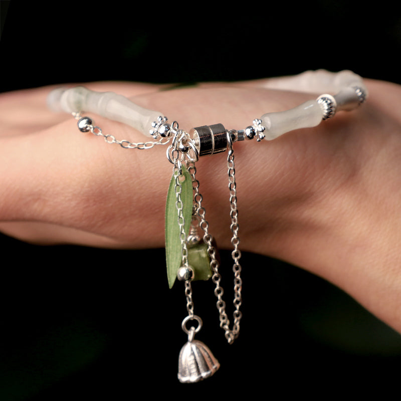 Glücksarmband aus weißer Jade mit Bambusblatt-Laternenanhänger