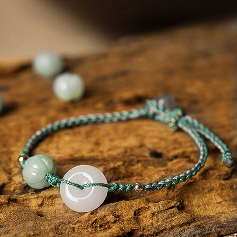 Weißes Jade-Armband mit Peace-Schnalle und Kürbis-Perlen zum Schutz