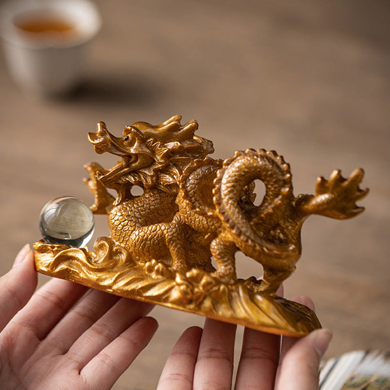 Teehaustierfigur aus Kunstharz mit Farbwechsel zum Jahr des Drachen