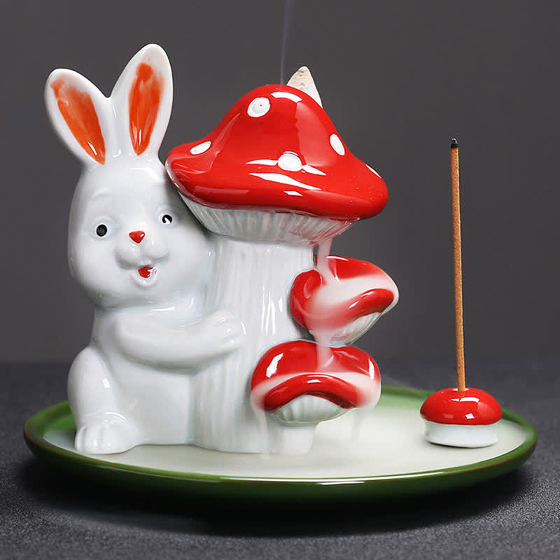 Keramik-Räuchergefäß „Jahr des Hasen“ mit Hasen-Design