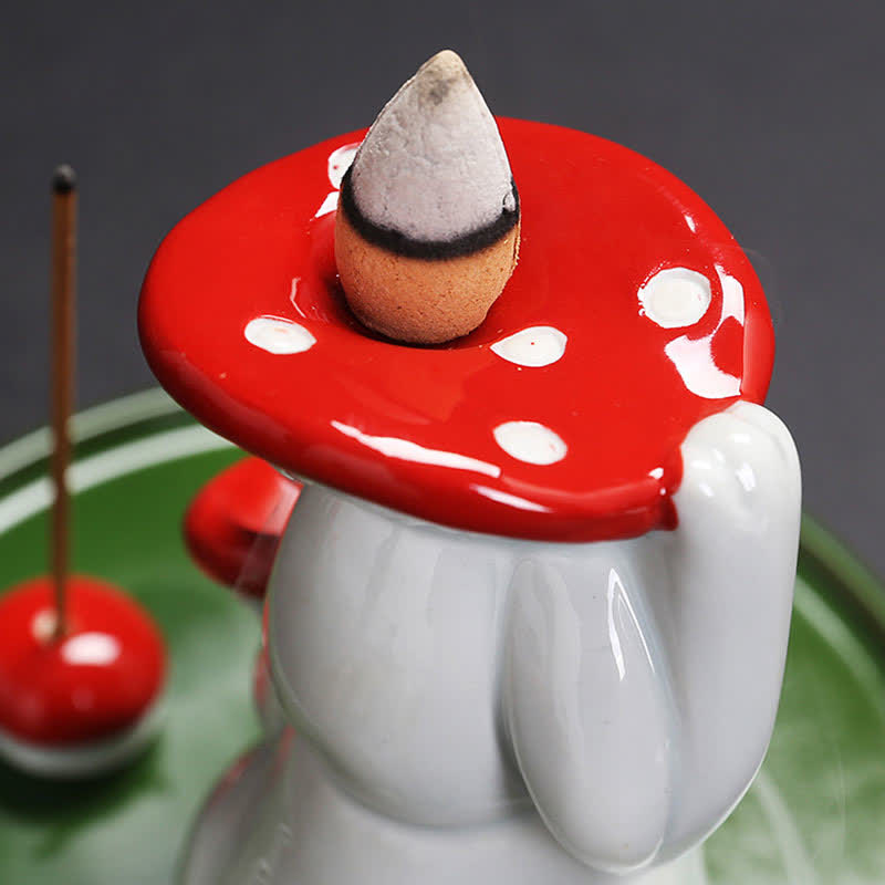 Keramik-Räuchergefäß „Jahr des Hasen“ mit Hasen-Design