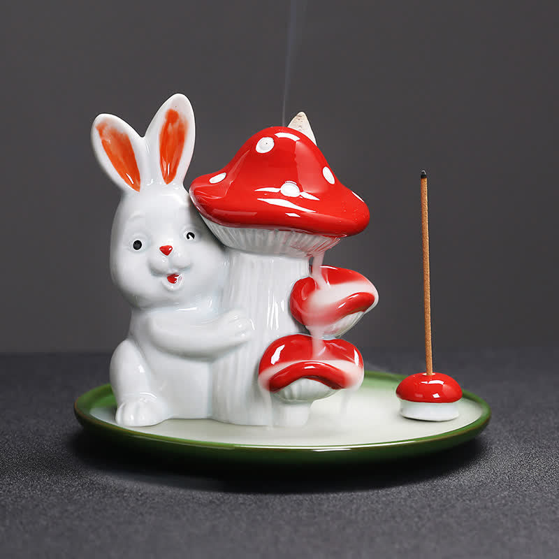Keramik-Räuchergefäß „Jahr des Hasen“ mit Hasen-Design