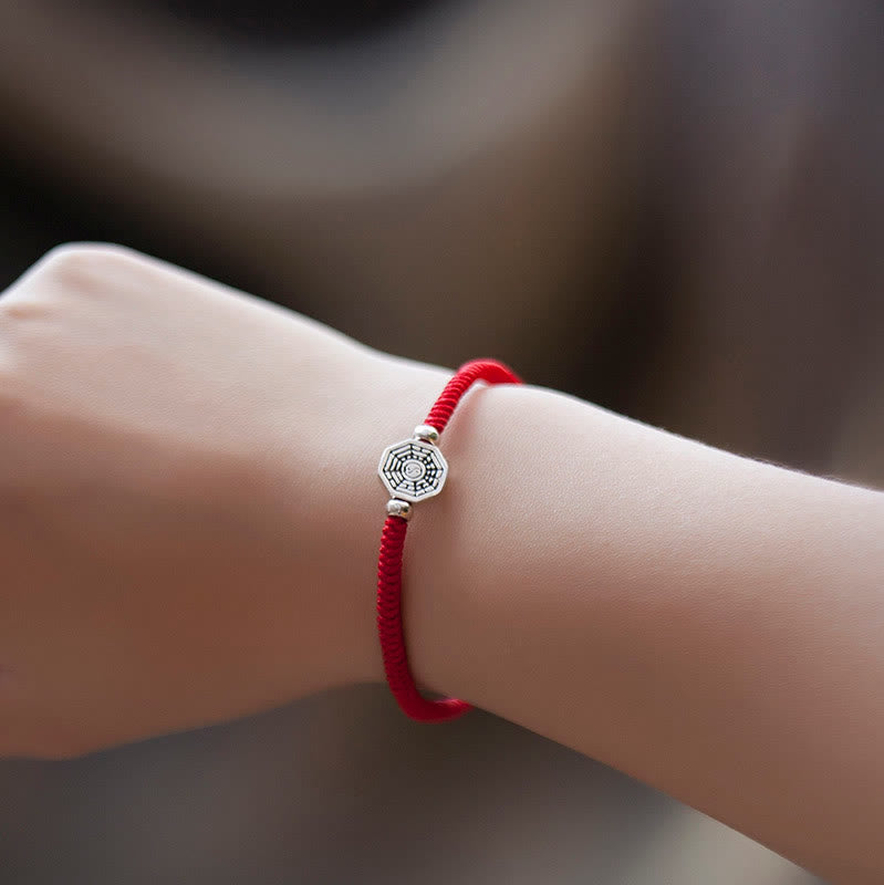 Yin-Yang-Zinnober-Konzentrationsarmband, 6 mm Schnur