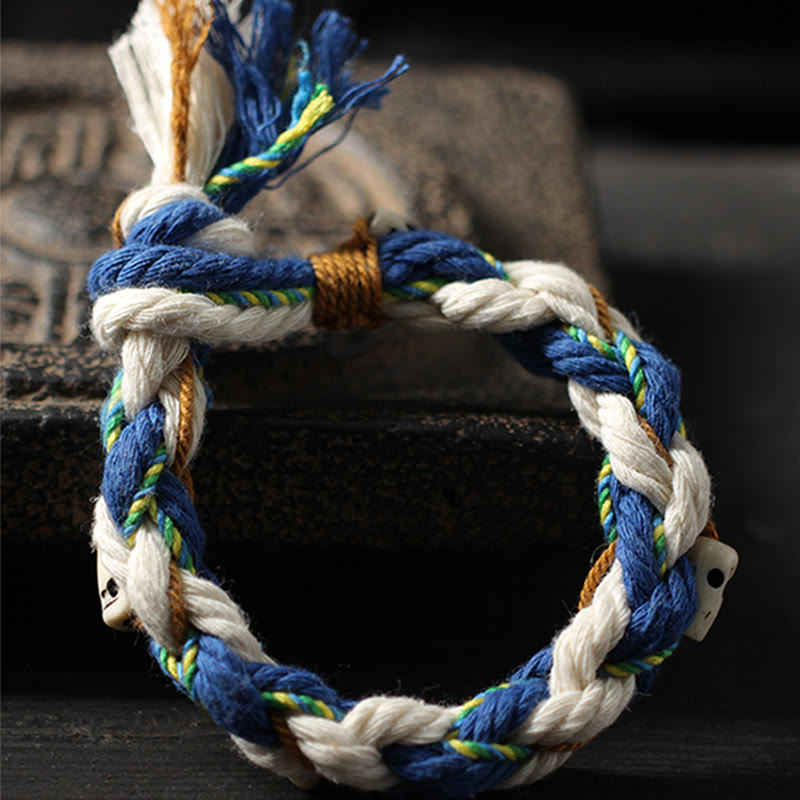 Zakiram Reichtumsgöttin Rotes Schnurarmband Handgefertigt