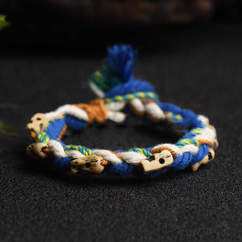 Zakiram Reichtumsgöttin Rotes Schnurarmband Handgefertigt