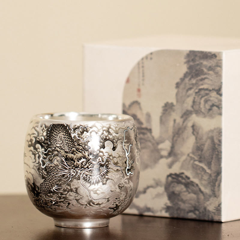 Zen-Teetasse aus Keramik mit Drachen- und Naturmotiven