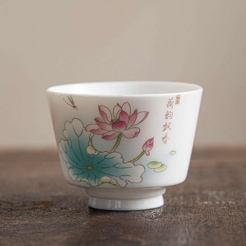 Zen-Teetasse aus Keramik mit Lotusblumen- und Bergdesign, 100 ml