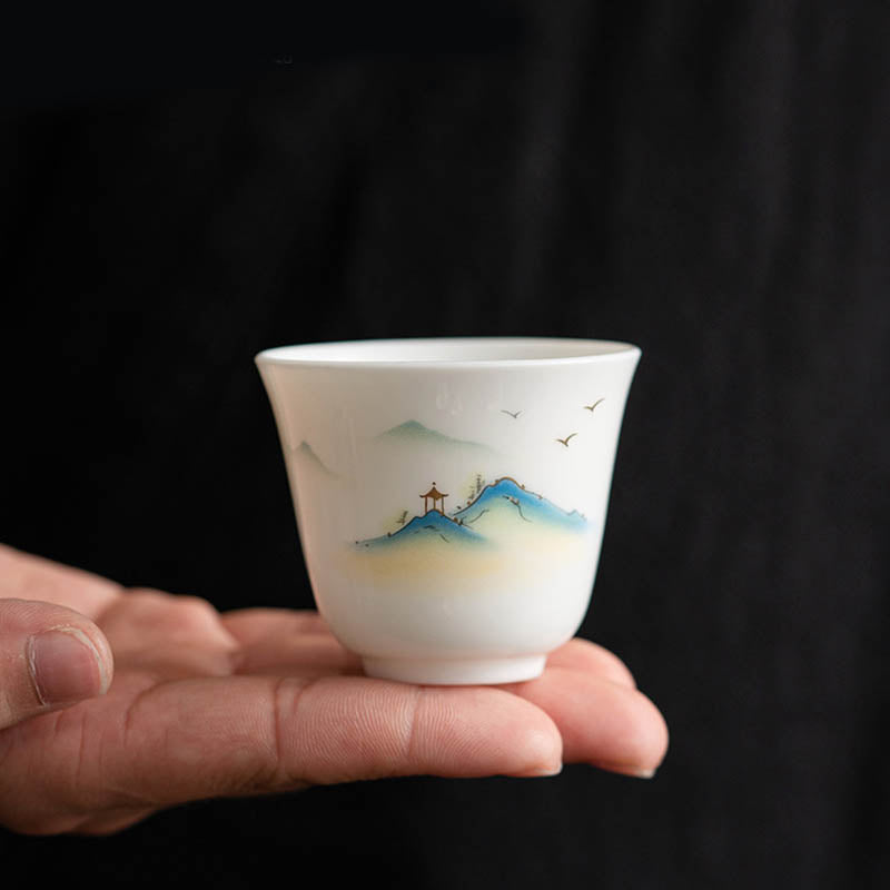 Zen-Teetasse aus Keramik mit Lotusblumen- und Bergdesign, 100 ml
