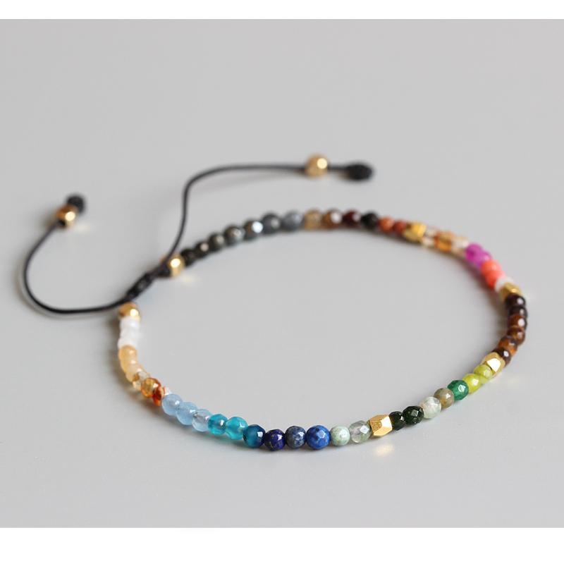 Sternzeichen-Kristallarmband mit Akzenten aus Thai-Silber